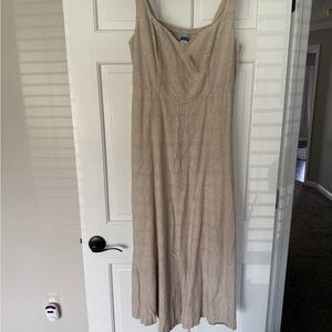 Old navy NWT Beige linen Dress